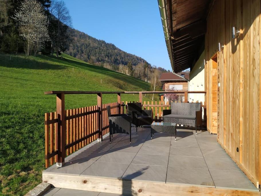 Upcycling Appartement Fischl - Nachhaltig Und Kreativ Wohnen Fuer Gross Und Klein Jenbach Exteriör bild